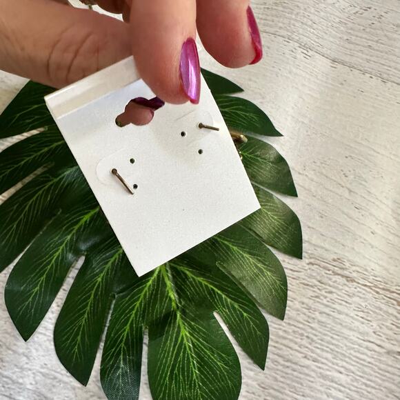 BOGO FREE GLASS BEAD EARRINGS - Picture 4 of 4